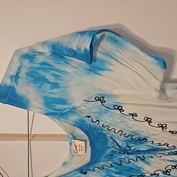 Beach Dress - Picture 4 of 5